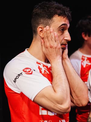 6ax, a professional League of Legends coach and former pro player